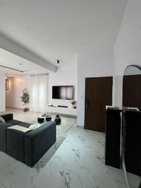 Serviced 2 Bed Home in Lekki